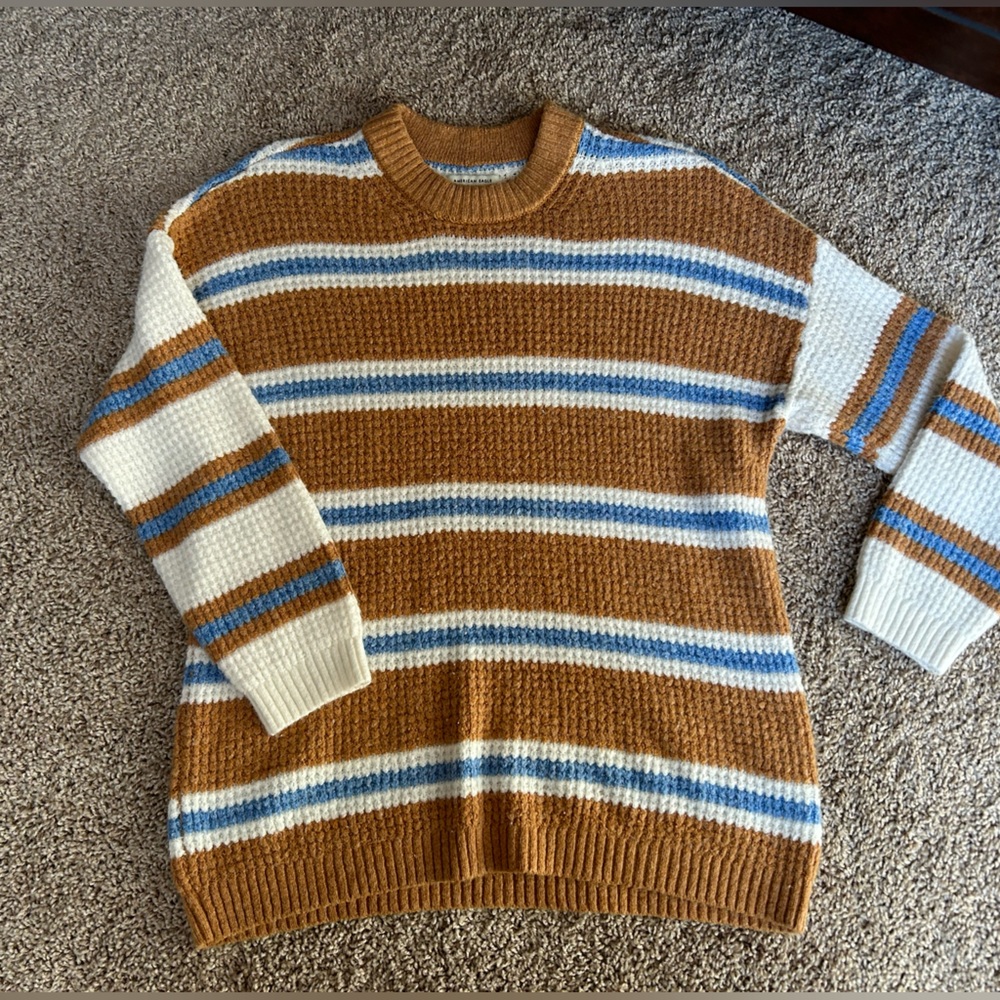American Eagle Knit Sweater